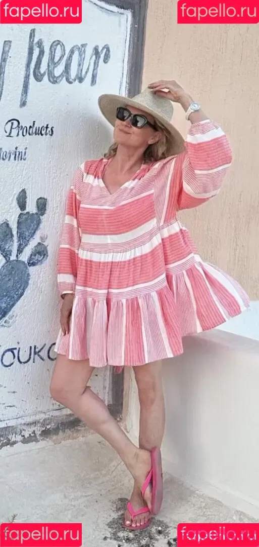 Anthea Turner Onlyfans Photo Gallery 