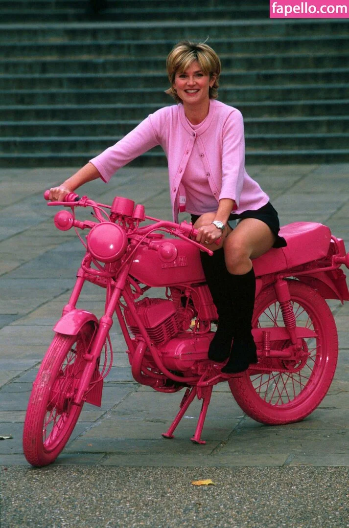 Anthea Turner Onlyfans Photo Gallery 