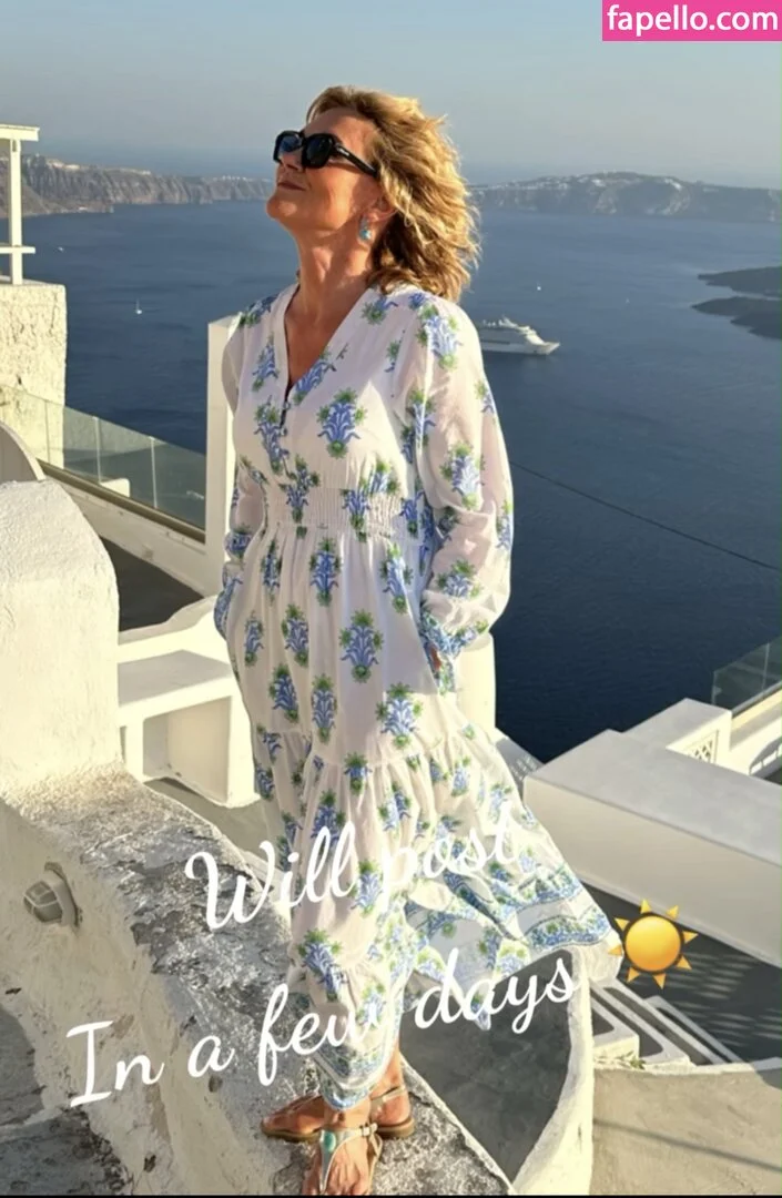 Anthea Turner Onlyfans Photo Gallery 