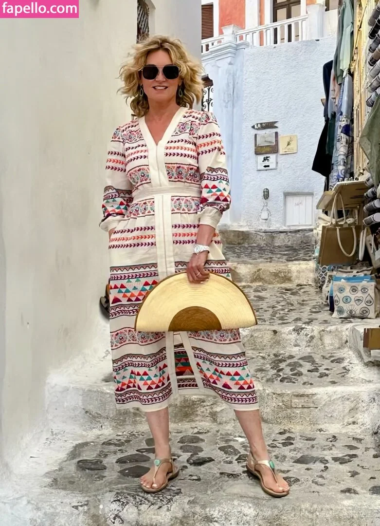 Anthea Turner Onlyfans Photo Gallery 