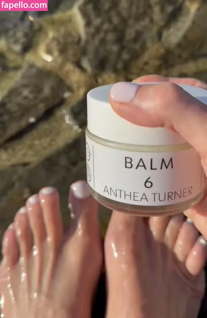 Anthea Turner Onlyfans Photo Gallery 