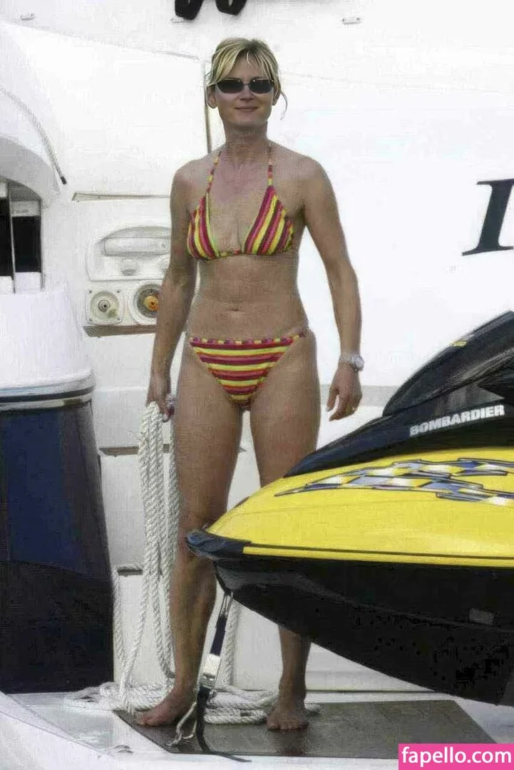 Anthea Turner Onlyfans Photo Gallery 