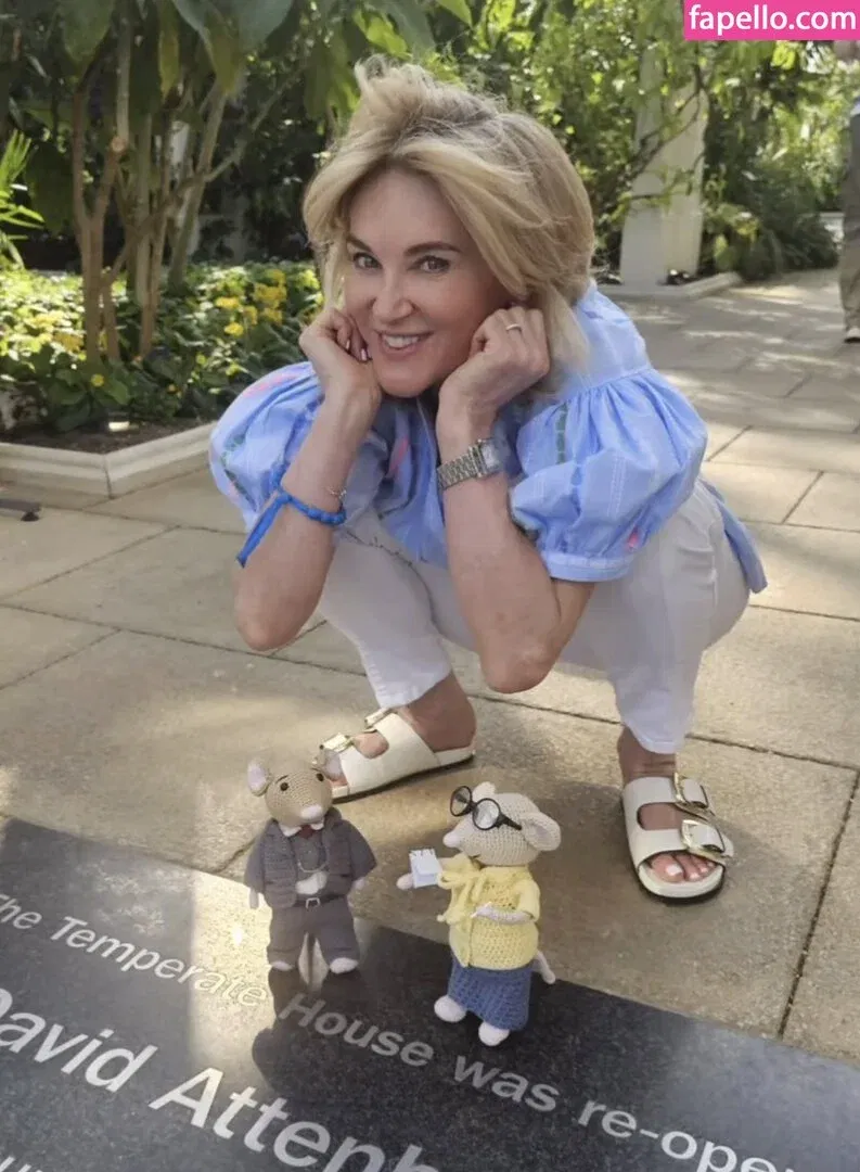 Anthea Turner Onlyfans Photo Gallery 