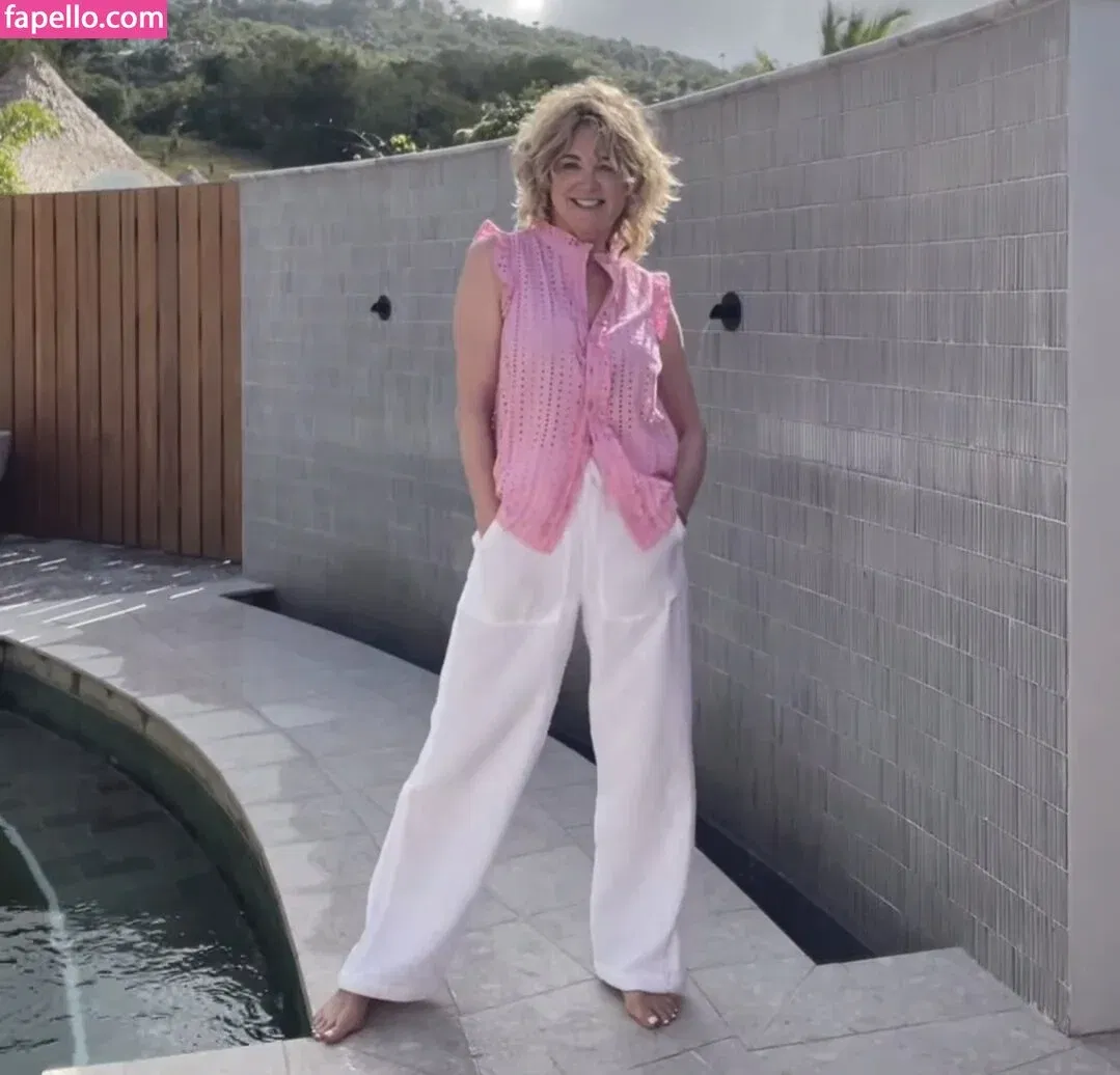 Anthea Turner Onlyfans Photo Gallery 