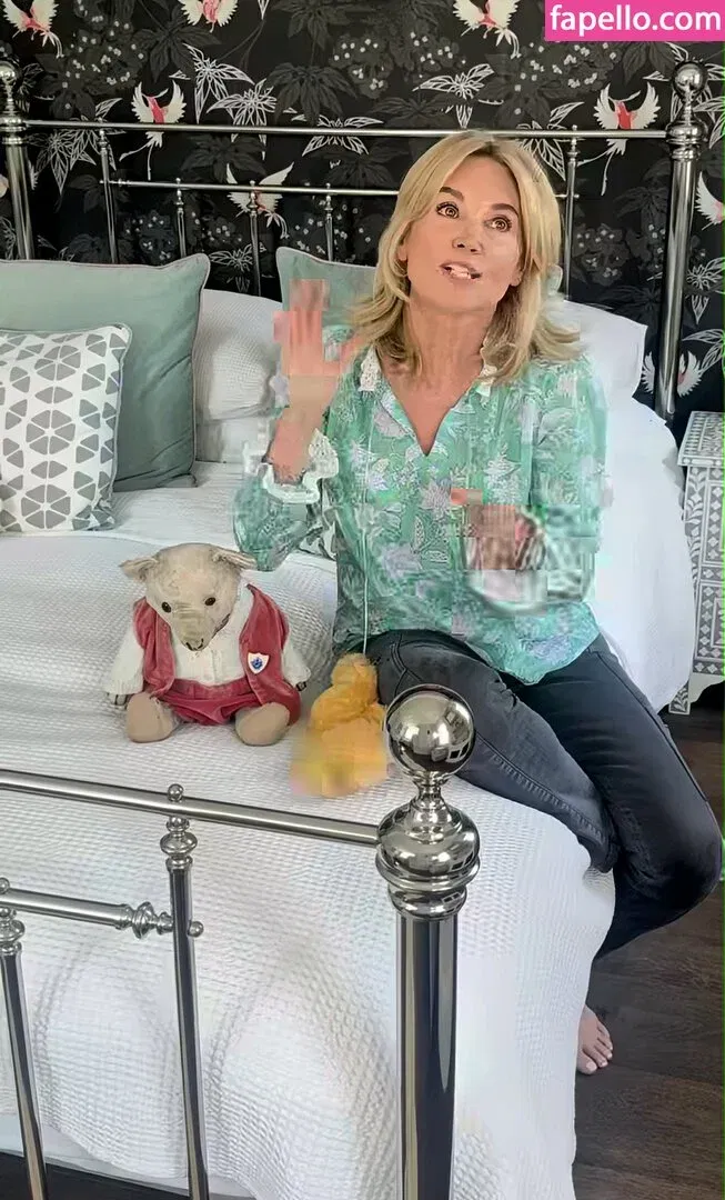 Anthea Turner Onlyfans Photo Gallery 