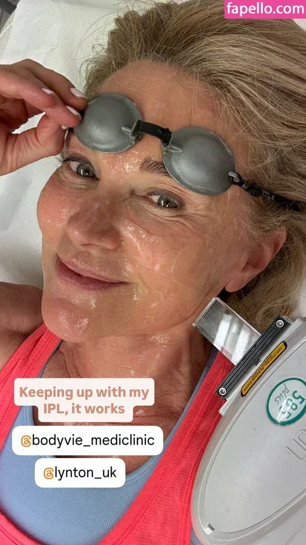 Anthea Turner Onlyfans Photo Gallery 