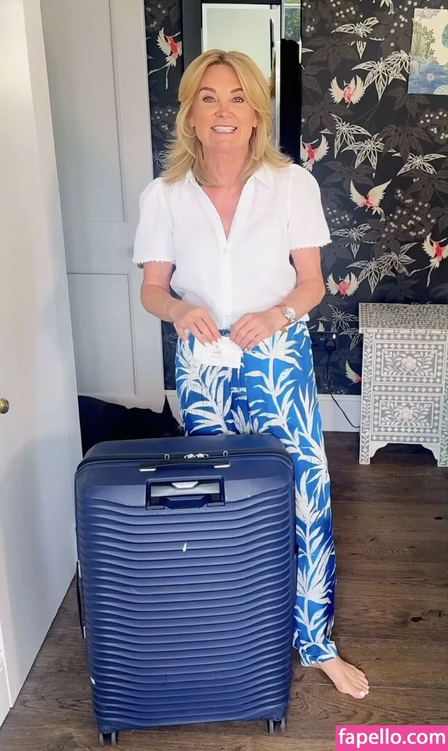 Anthea Turner Onlyfans Photo Gallery 