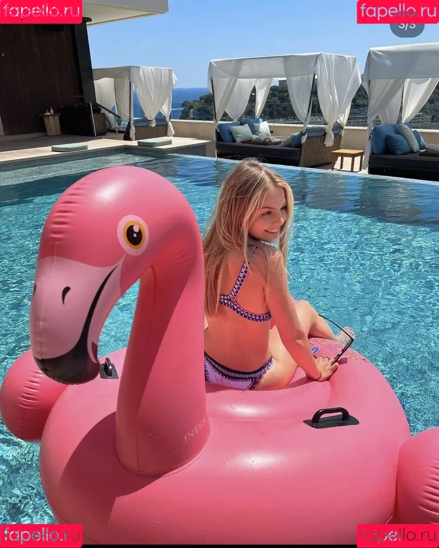 Julia Haller Onlyfans Photo Gallery 
