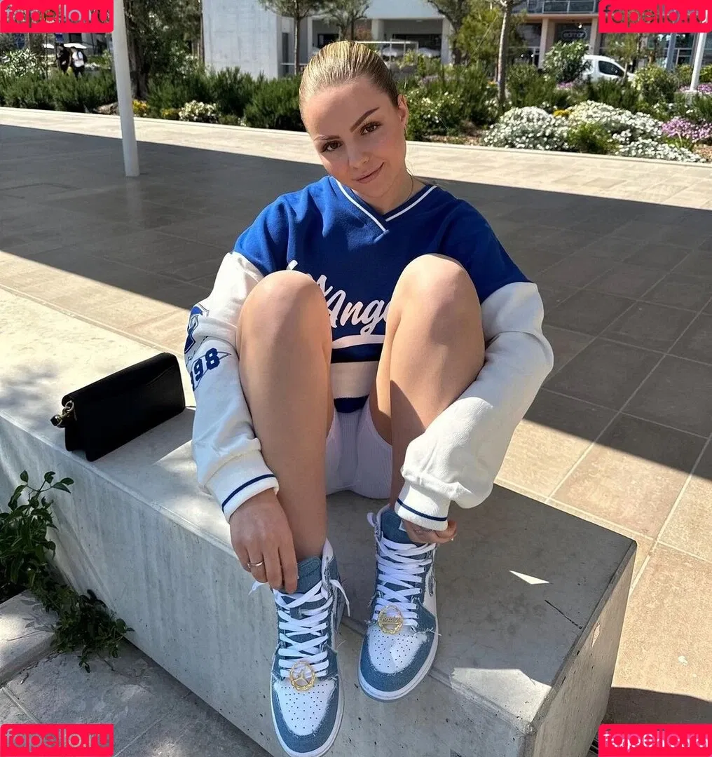 Julia Haller Onlyfans Photo Gallery 