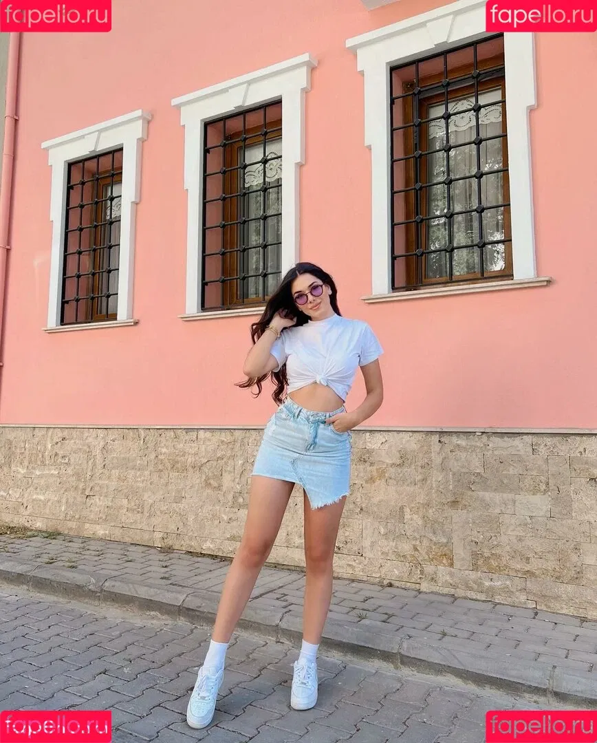 Kardeniz Kilic Onlyfans Photo Gallery 