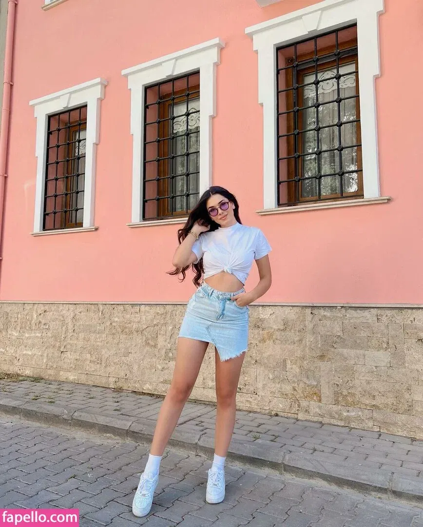 Kardeniz Kilic Onlyfans Photo Gallery 