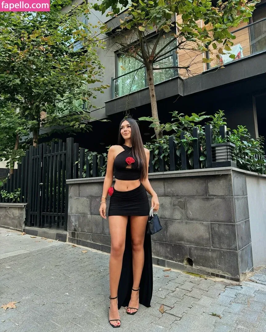 Kardeniz Kilic Onlyfans Photo Gallery 