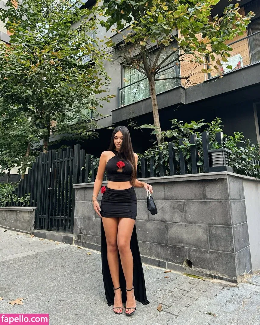 Kardeniz Kilic Onlyfans Photo Gallery 