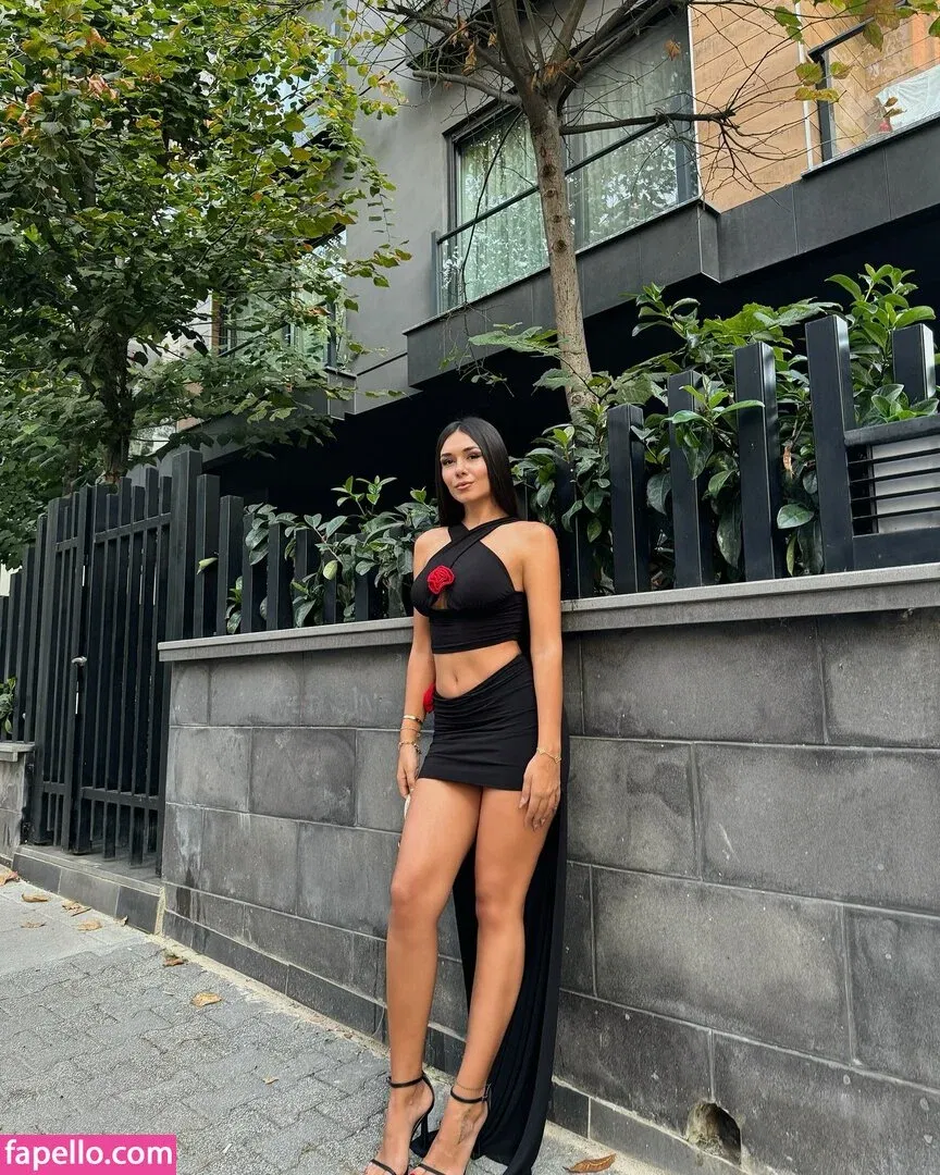 Kardeniz Kilic Onlyfans Photo Gallery 