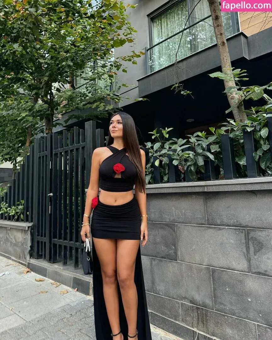 Kardeniz Kilic Onlyfans Photo Gallery 