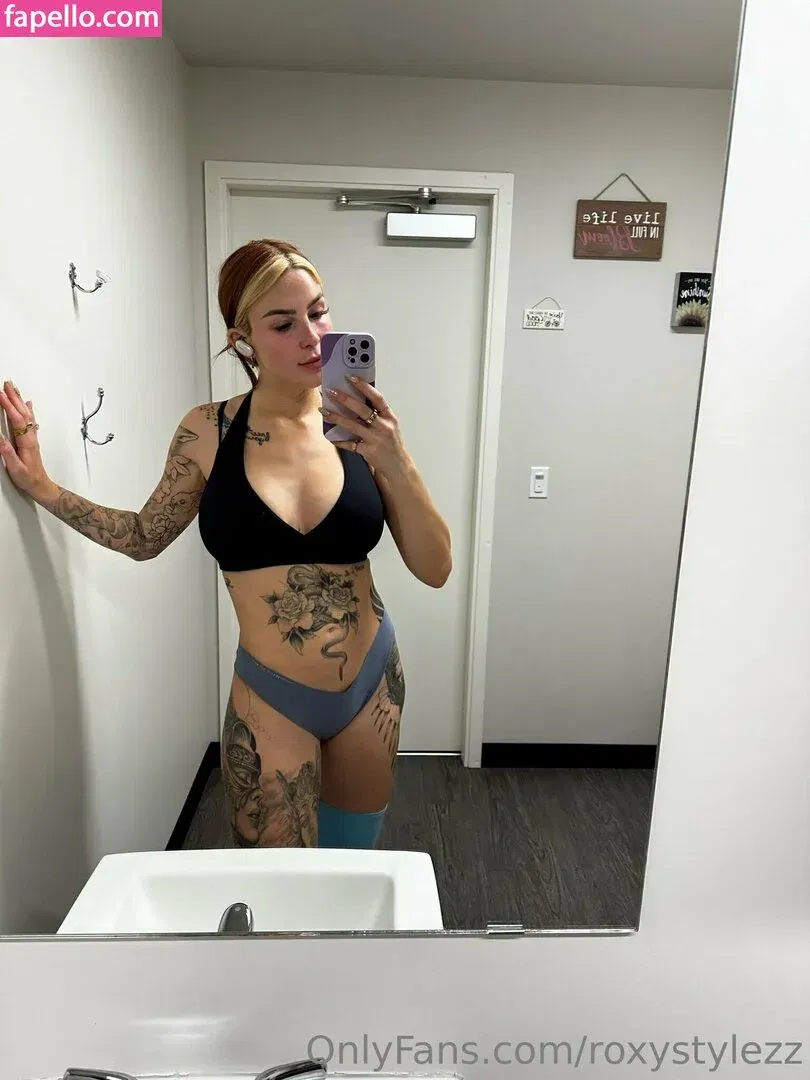 roxystylezz Onlyfans Photo Gallery 