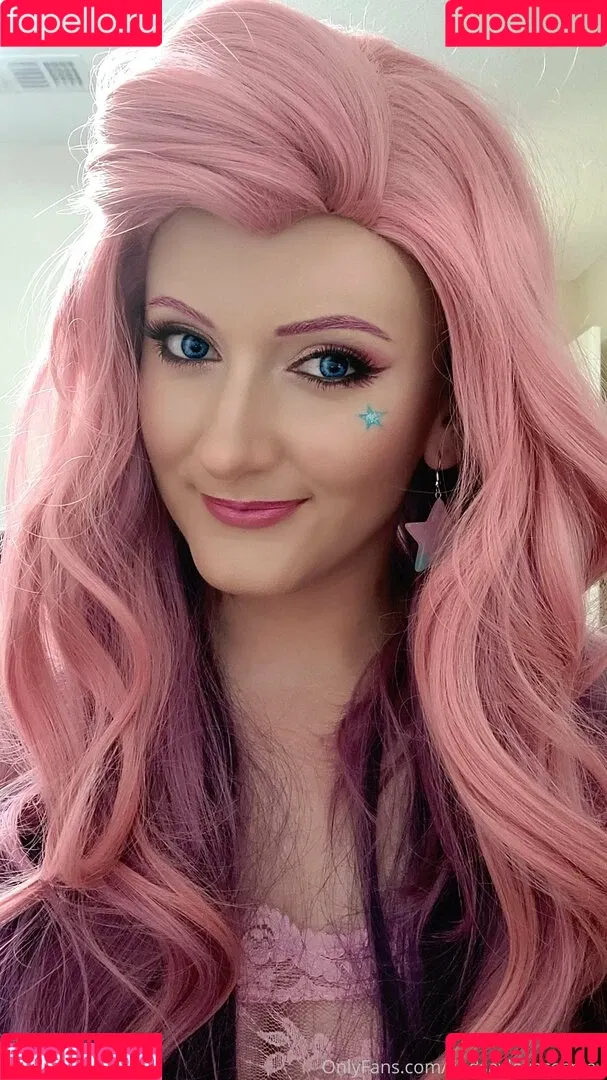lindsaylovecosplay Onlyfans Photo Gallery 