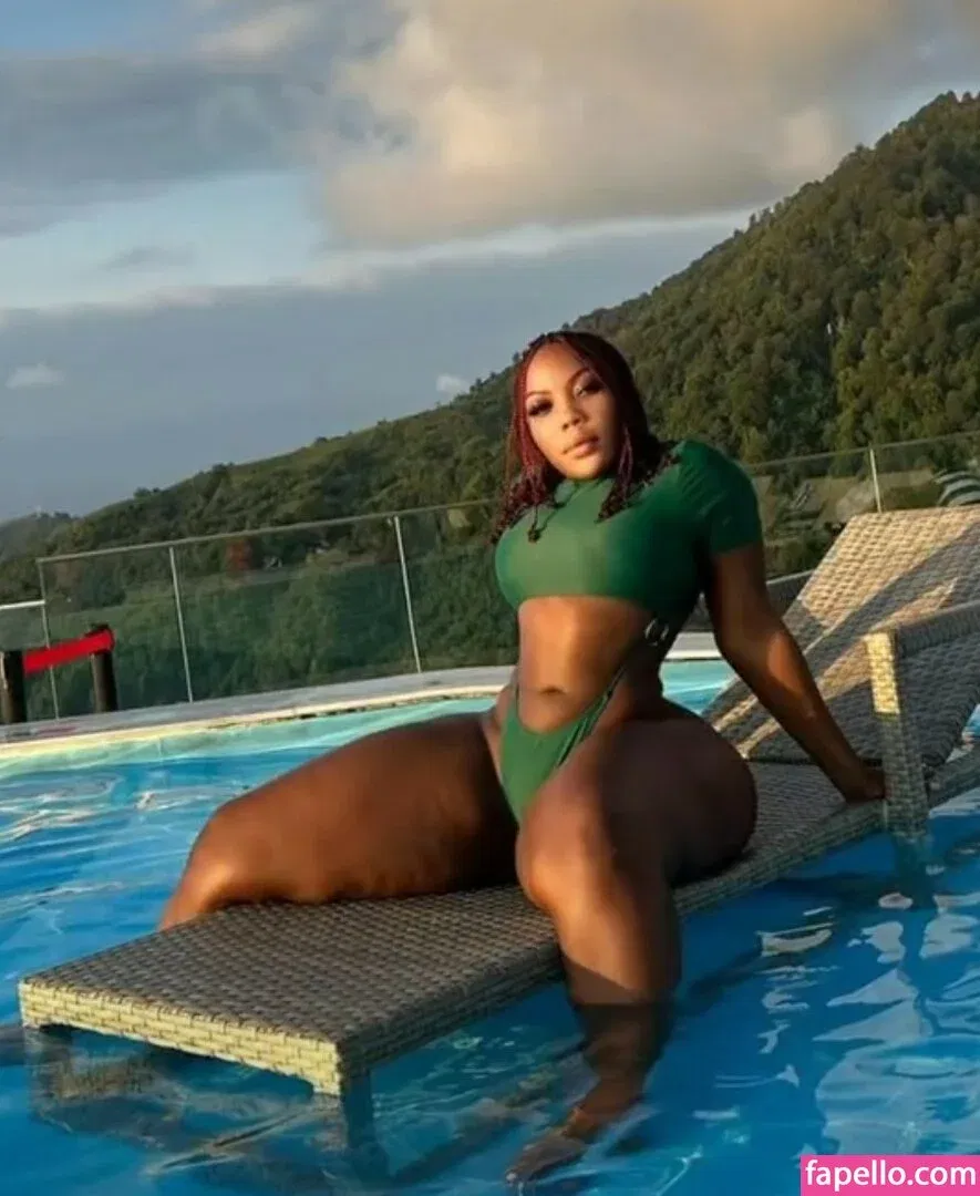 Butterscotch_Ug Onlyfans Photo Gallery 