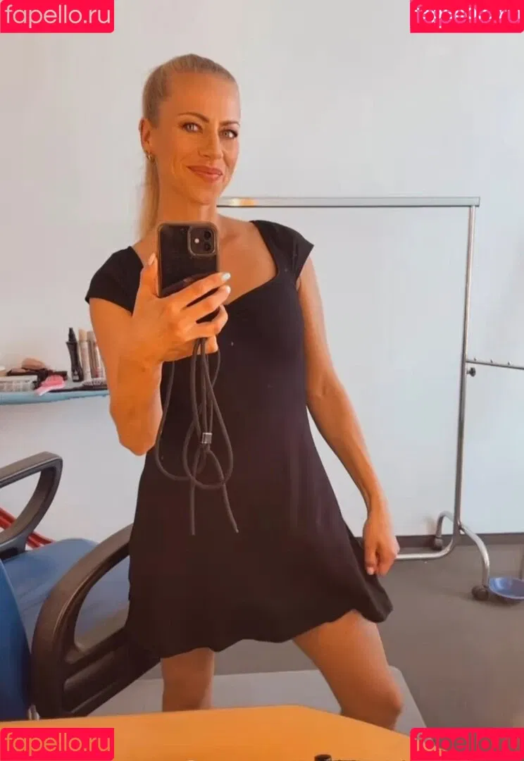 Anneke Dürkopp Onlyfans Photo Gallery 
