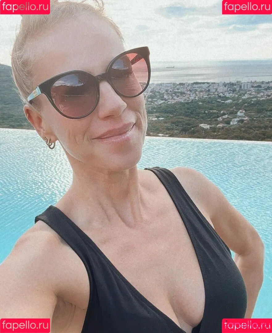 Anneke Dürkopp Onlyfans Photo Gallery 