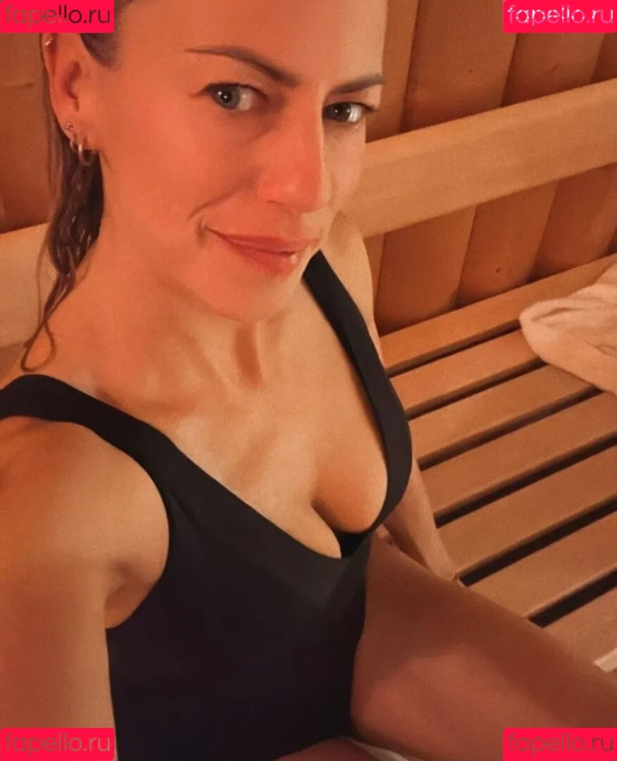 Anneke Dürkopp Onlyfans Photo Gallery 