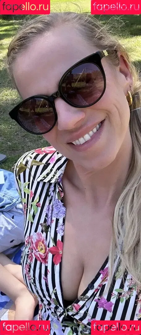 Anneke Dürkopp Onlyfans Photo Gallery 
