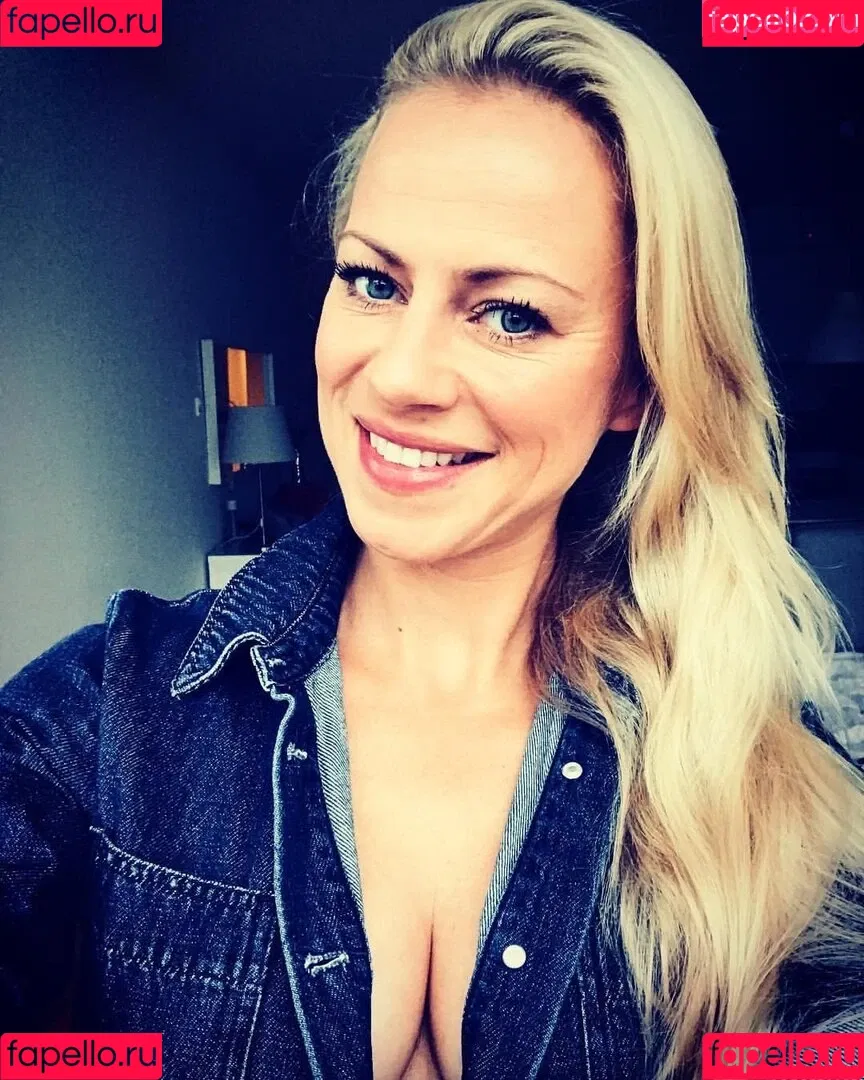 Anneke Dürkopp Onlyfans Photo Gallery 