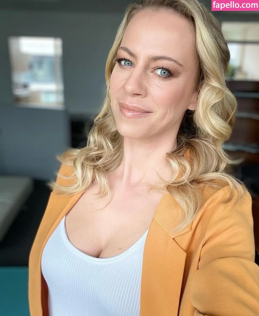 Anneke Dürkopp Onlyfans Photo Gallery 