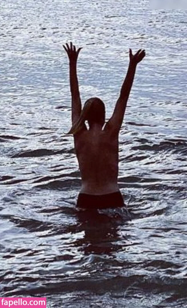 Anneke Dürkopp Onlyfans Photo Gallery 