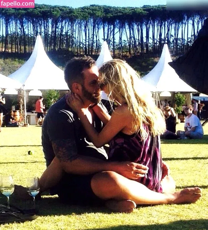 Anneke Dürkopp Onlyfans Photo Gallery 