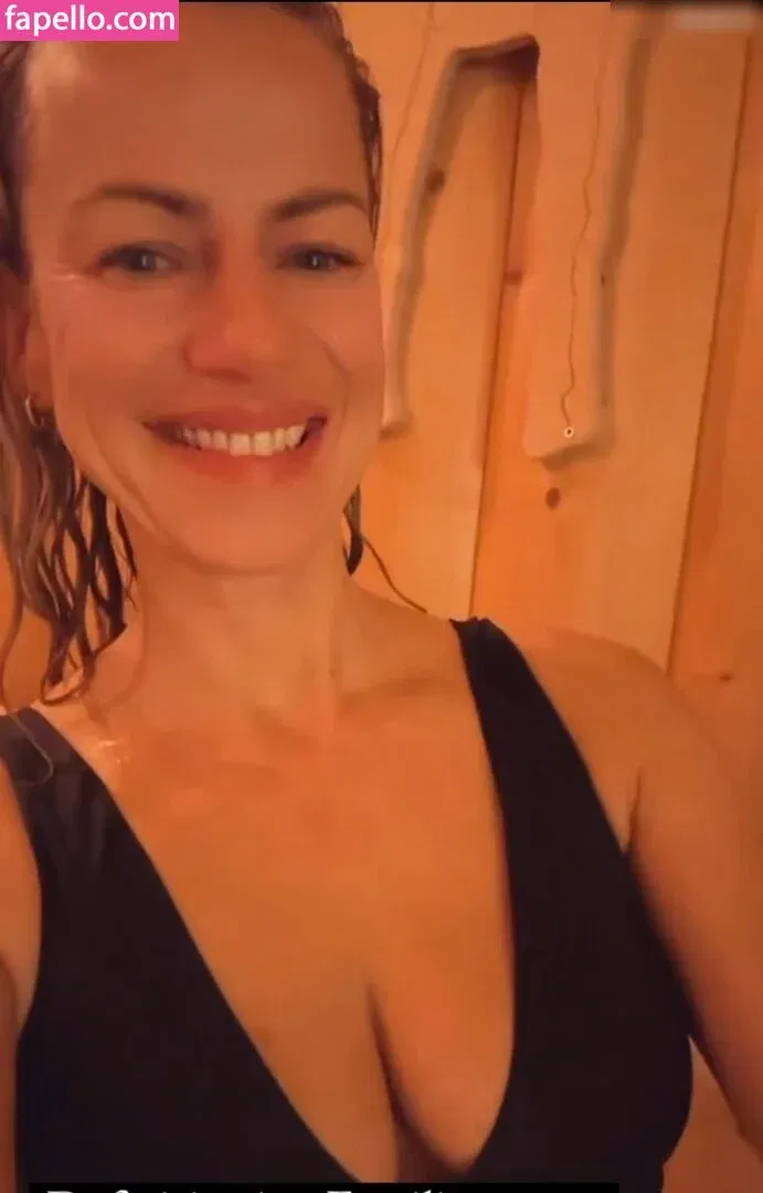 Anneke Dürkopp Onlyfans Photo Gallery 