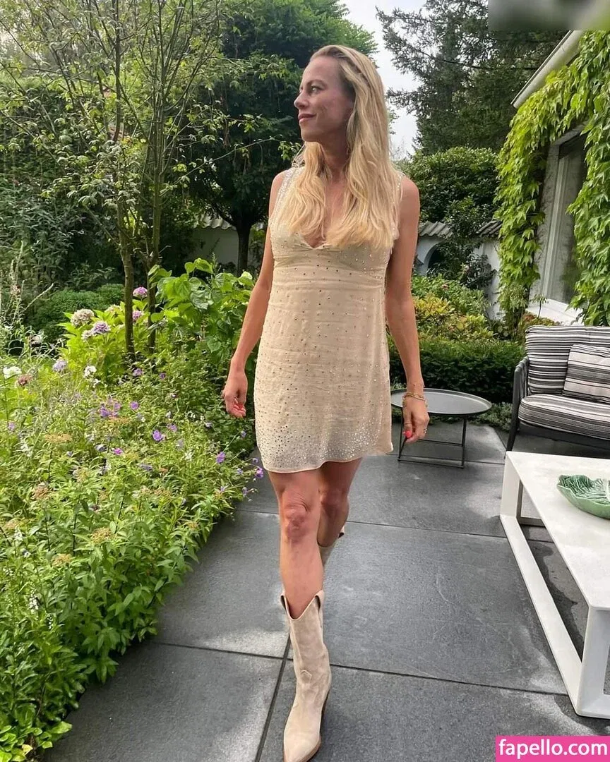 Anneke Dürkopp Onlyfans Photo Gallery 