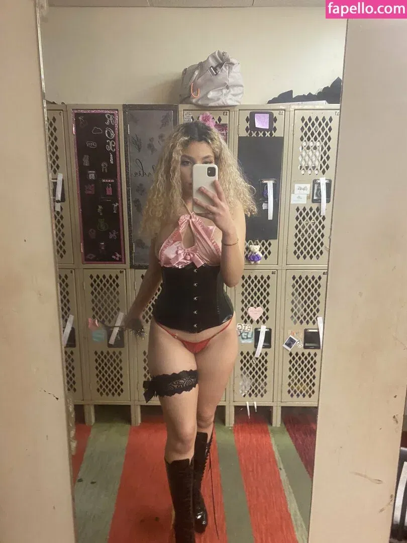 Ogeybogey Onlyfans Photo Gallery 