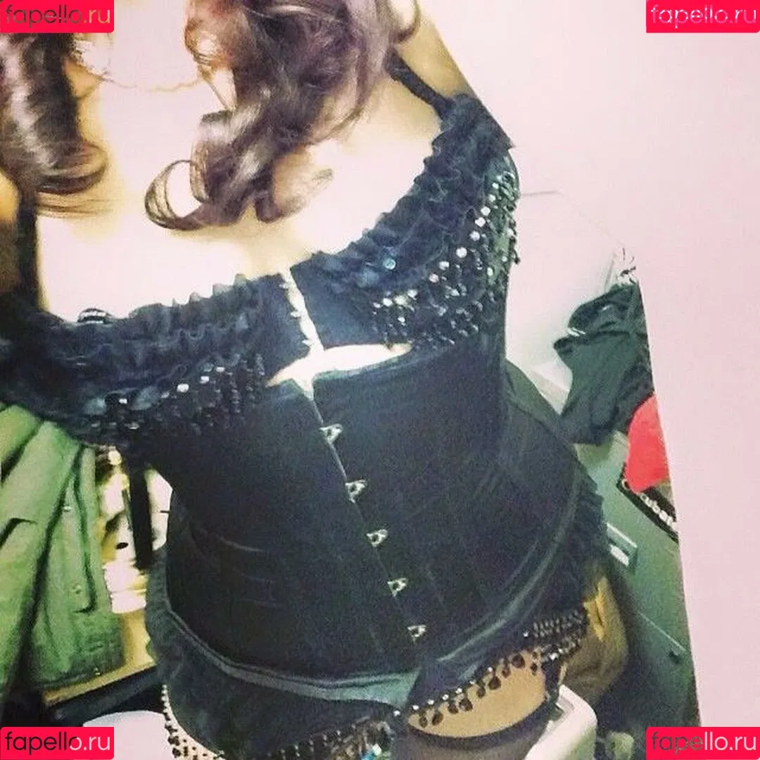 Tarina Duffield Onlyfans Photo Gallery 