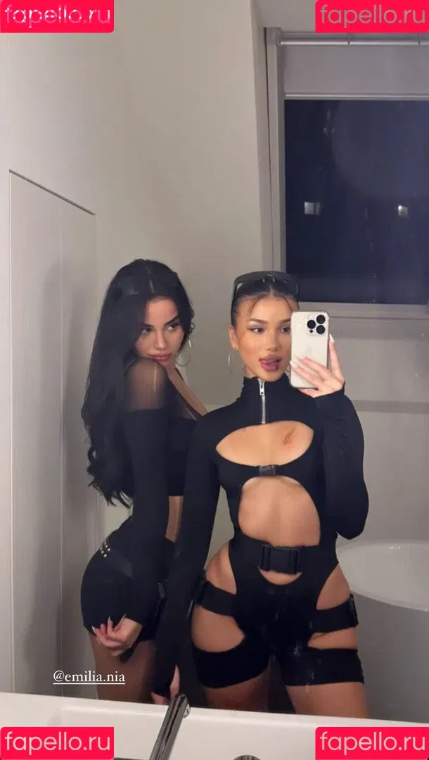 Jasmin Penelope Onlyfans Photo Gallery 