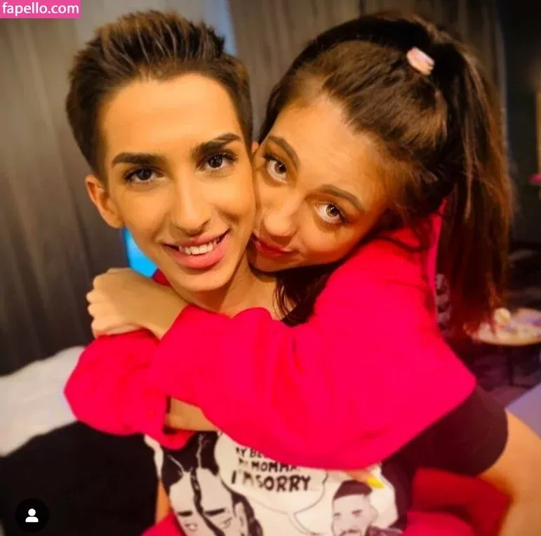 becky.love Onlyfans Photo Gallery 