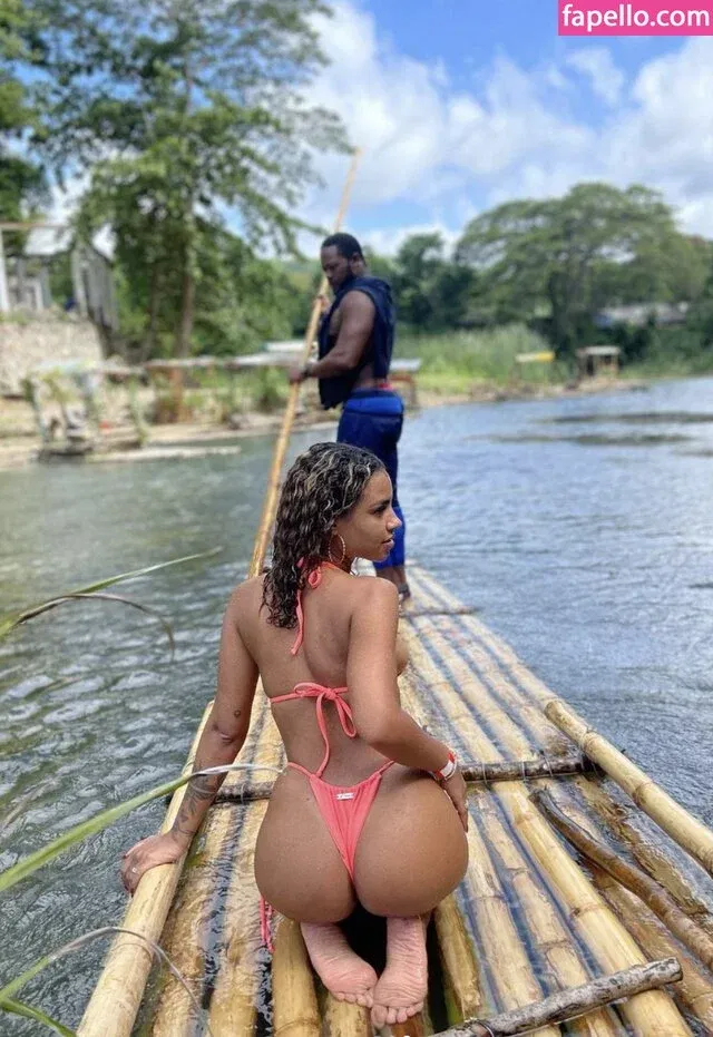 Francesca Lama Onlyfans Photo Gallery 