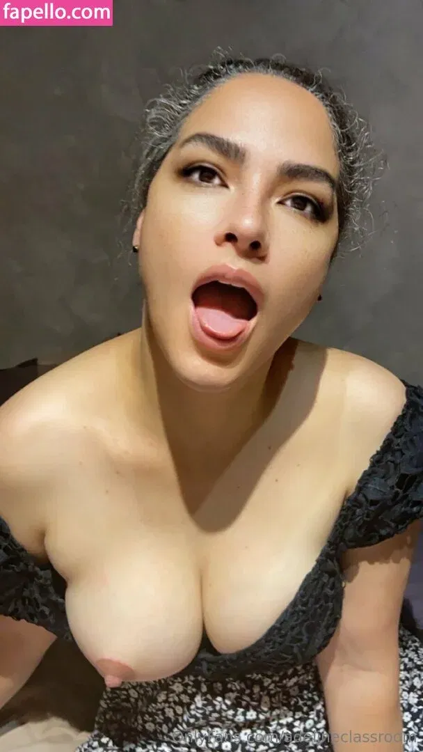 adelineclassroom Onlyfans Photo Gallery 