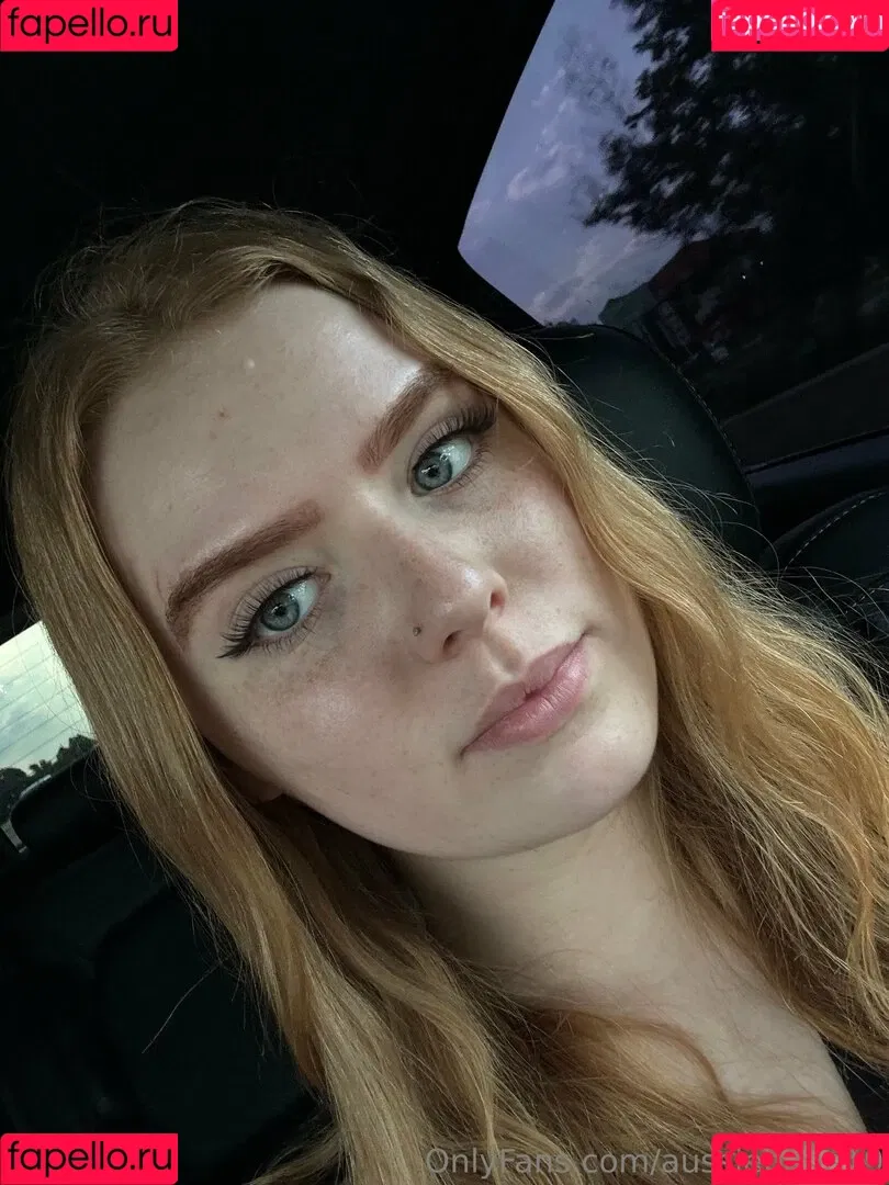 ashleyteen18 Onlyfans Photo Gallery 