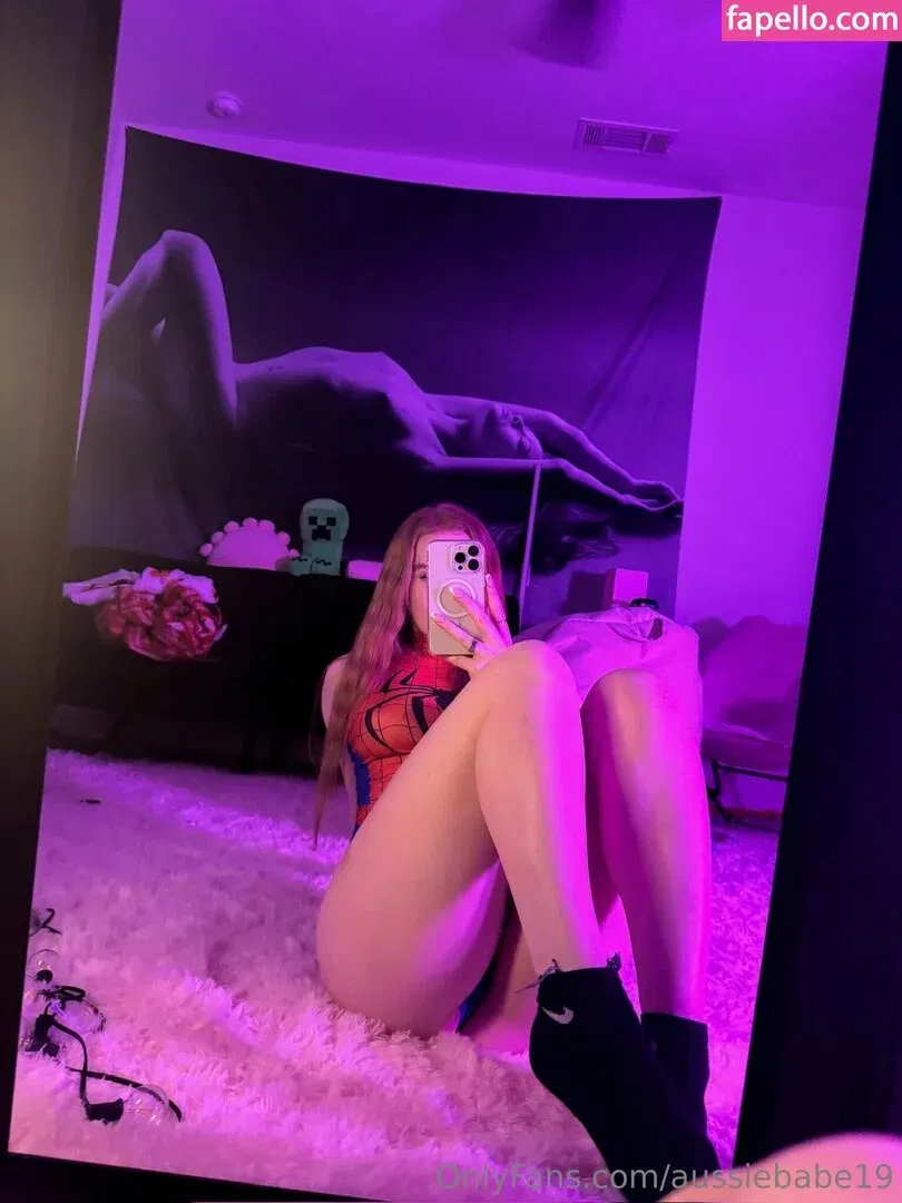 ashleyteen18 Onlyfans Photo Gallery 