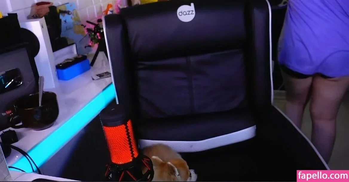 Haru Jiggly Onlyfans Photo Gallery 