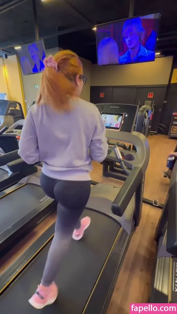 Haru Jiggly Onlyfans Photo Gallery 