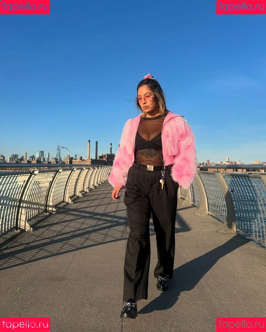 MariahPapayyaa Onlyfans Photo Gallery 