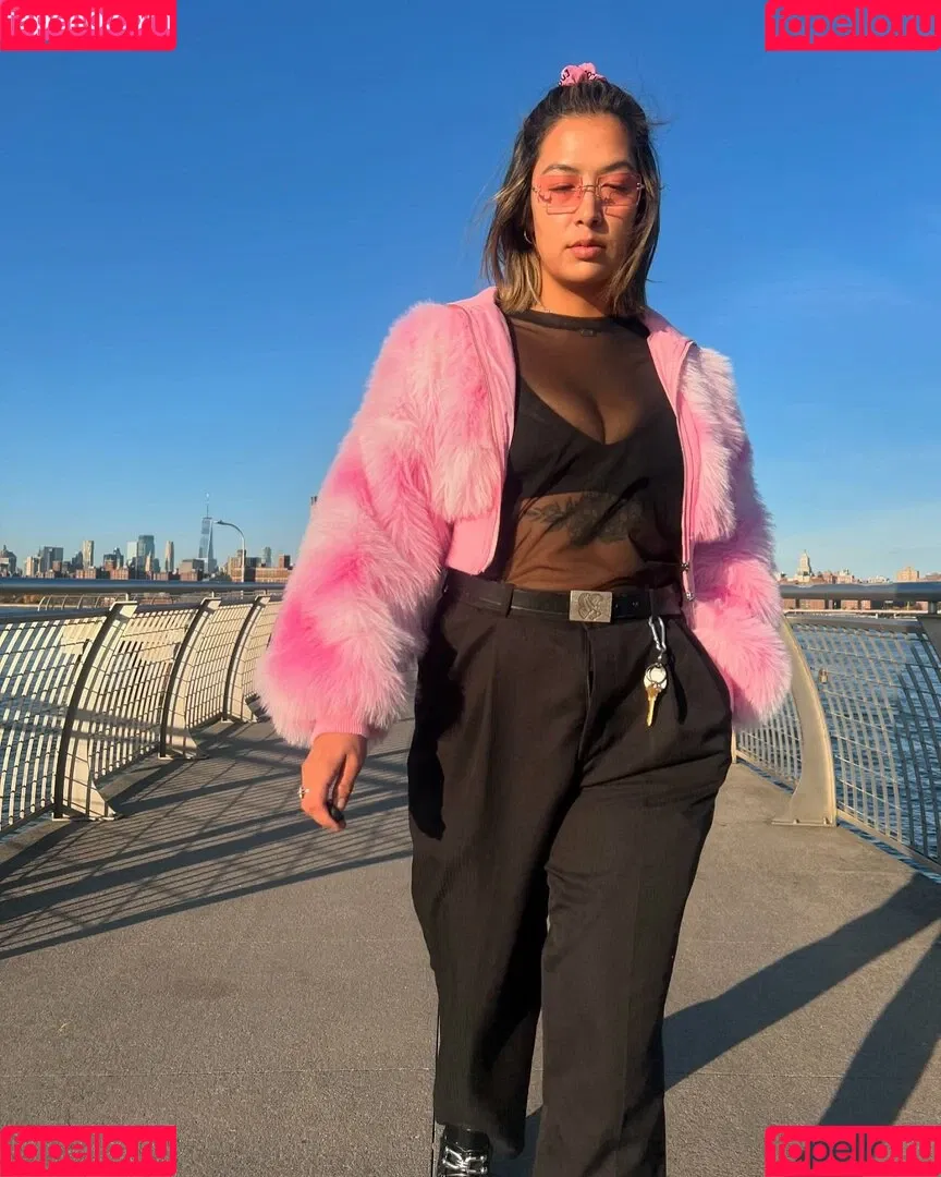 MariahPapayyaa Onlyfans Photo Gallery 