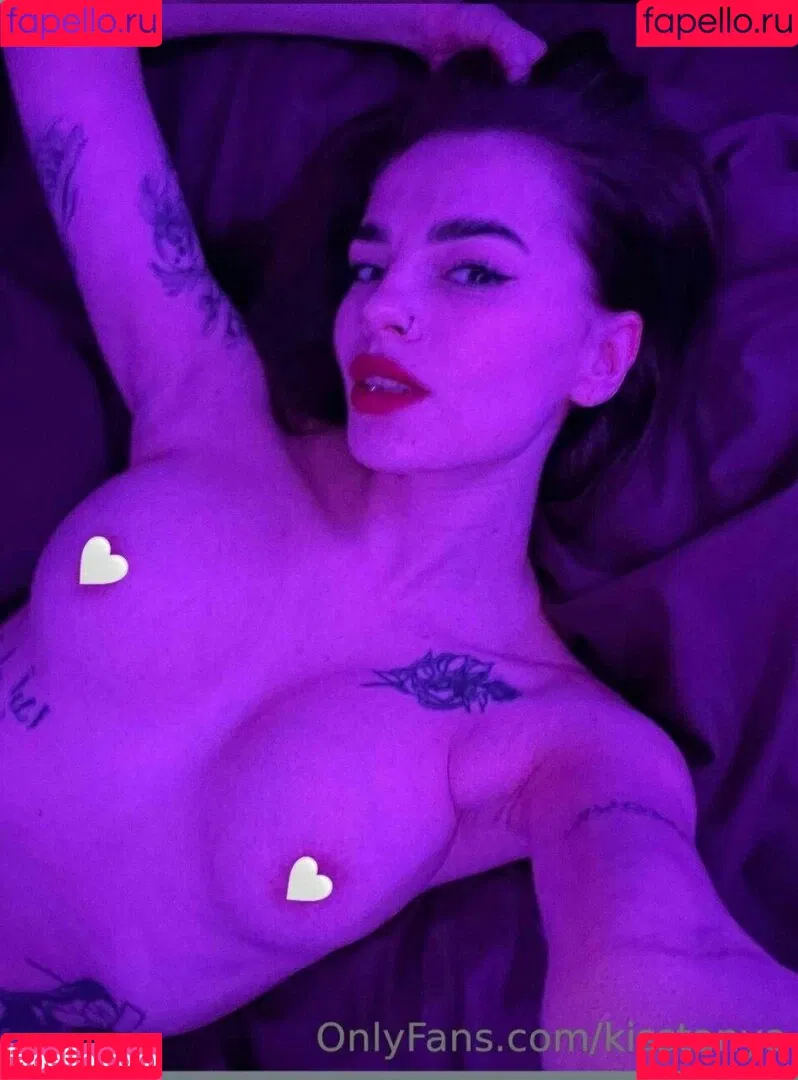 Kisa Tanya Onlyfans Photo Gallery 