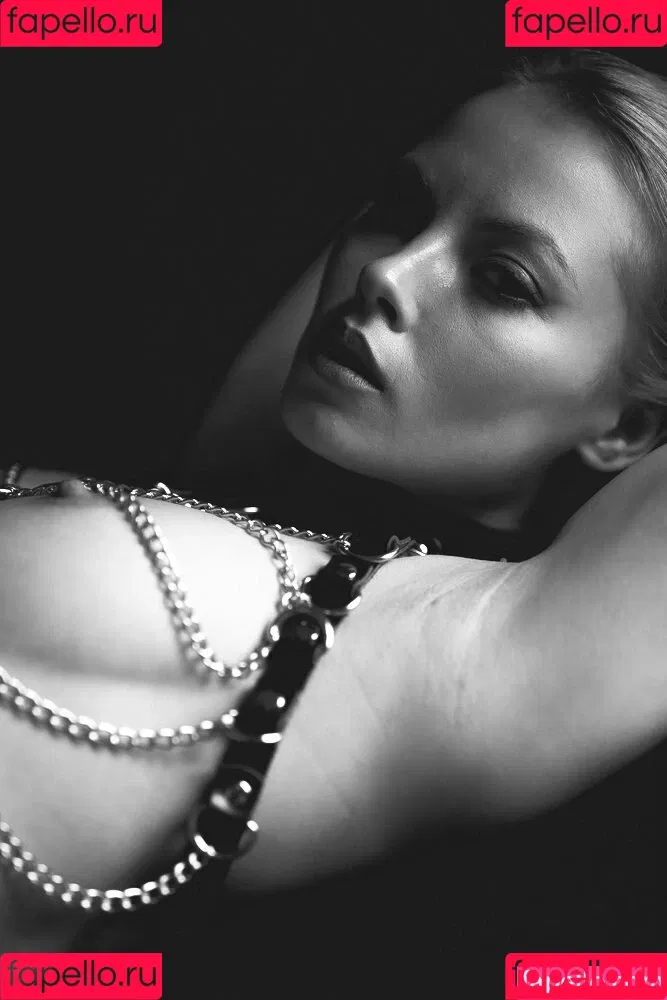 Sophie La Sage Onlyfans Photo Gallery 
