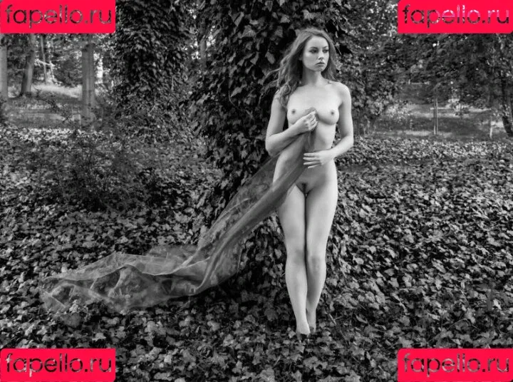 Sophie La Sage Onlyfans Photo Gallery 