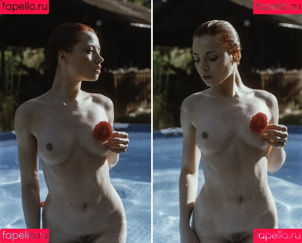 Sophie La Sage Onlyfans Photo Gallery 