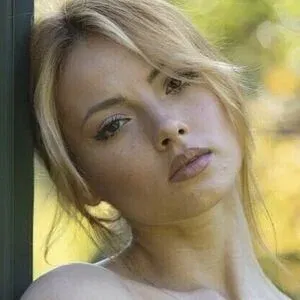 Sophie La Sage Onlyfans Photo Gallery 