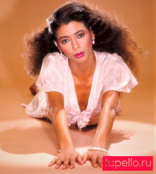 Irene Cara Nude Onlyfans Photo 32